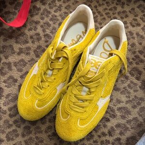 Yellow Suede Women's Sneakers Sam edelman size 6 1/2